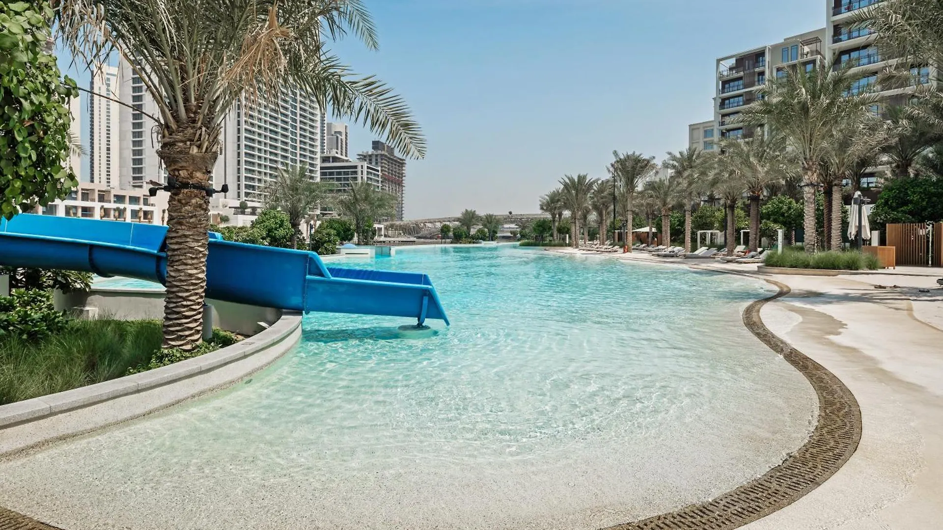 Apartment Qua Serenity Poolside With Community Views Dubai